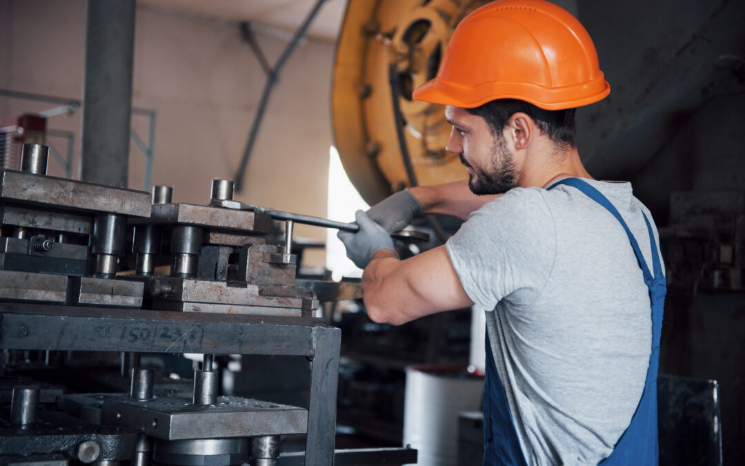 How Stainless Steel Kitchenware Is Made: From Manufacturing to the Finished Product